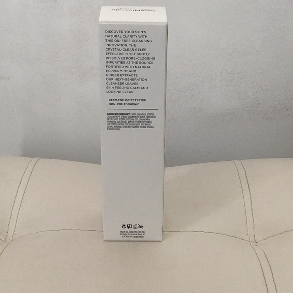 Bare Minerals Blemish Remedy - Picture 2 of 3